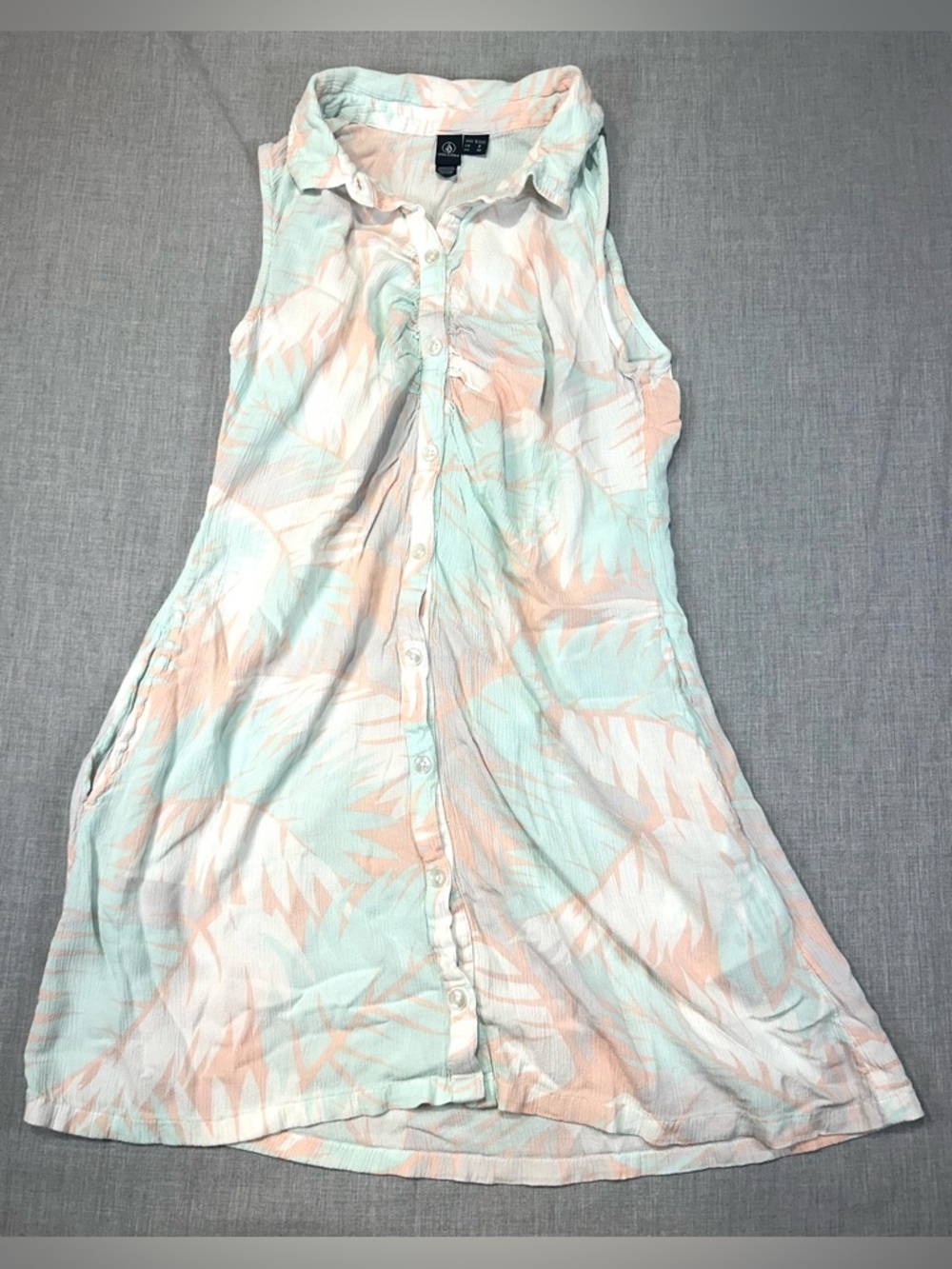 Volcom Mint and Peach Palm-Print Sleeveless Dress 100%Viscose Sz Small